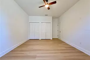 707 W Country Club Dr, Tampa, FL 33612 - Photo 25