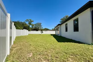 707 W Country Club Dr, Tampa, FL 33612 - Photo 33