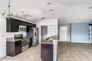 277 Elm Ct, Poinciana, FL 34759 - Photo 5