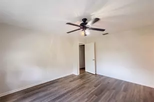 1711 Avant St, Valrico, FL 33594 - Photo 13