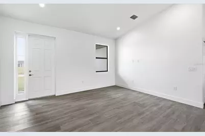 1431 NW 17th Avenue, Cape Coral, FL 33993 - Photo 5