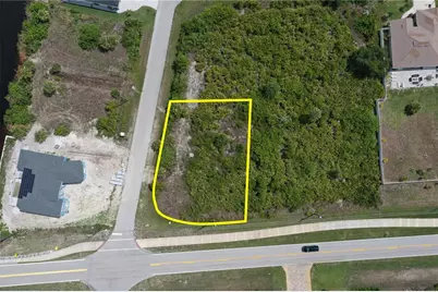 13577 Ingraham Boulevard, Port Charlotte, FL 33981 - Photo 1