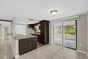 1512 Russell Ave, Sarasota, FL 34232 - Photo 11