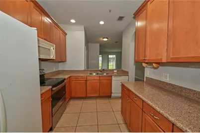 5848 Strada Capri Way, Orlando, FL 32835 - Photo 7