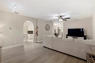 10227 Andover Point Cir, Orlando, FL 32825 - Photo 3