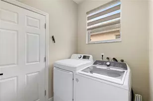 10227 Andover Point Cir, Orlando, FL 32825 - Photo 13