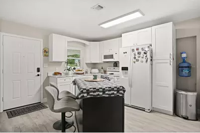8310 Baja Boulevard, Orlando, FL 32817 - Photo 9