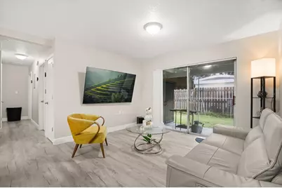8310 Baja Boulevard, Orlando, FL 32817 - Photo 5
