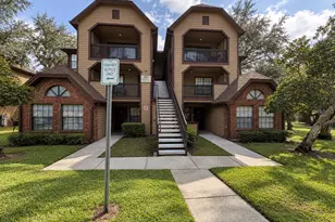 305 Lakepointe Dr, Altamonte Springs, FL 32701 - Photo 1