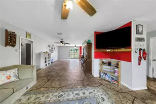 12023 Mahogany Dr, Hudson, FL 34669 - Photo 5