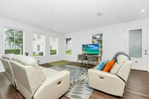 812 Benoi Dr, Davenport, FL 33896 - Photo 11