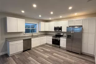 8126 Castinango St, Orlando, FL 32817 - Photo 9