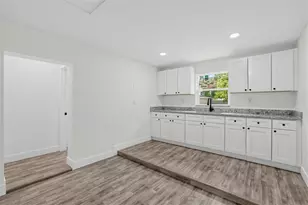 4050 26th St N, Saint Petersburg, FL 33714 - Photo 13