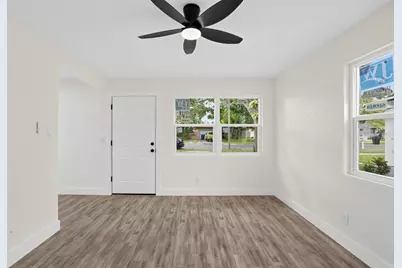 4050 26th Street N, Saint Petersburg, FL 33714 - Photo 11
