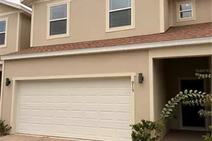 915 Lakefront Village Dr, Clermont, FL 34711 - Photo 1