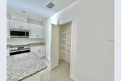 560 Walnut Avenue, Orange City, FL 32763 - Photo 7