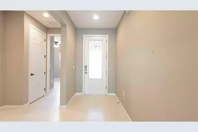 922 Suffolk Place, Davenport, FL 33896 - Photo 5