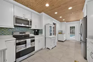 201 E Sweetwater Creek Dr, Longwood, FL 32779 - Photo 13