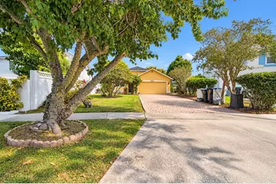 12315 Kenton Court, Orlando, FL 32837 - Photo 1