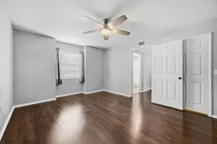 13917 Fairway Island Dr, Orlando, FL 32837 - Photo 9