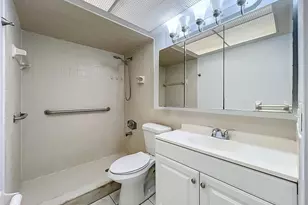 1225 Carriage Ln, Orlando, FL 32807 - Photo 13
