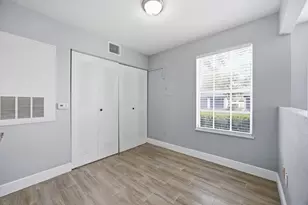 1612 Columbia Arms Cir, Kissimmee, FL 34741 - Photo 7