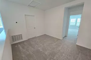 3258 Lapis Lk Dr, Zephyrhills, FL 33541 - Photo 13