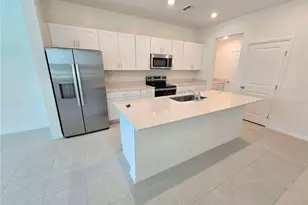 3258 Lapis Lk Dr, Zephyrhills, FL 33541 - Photo 3