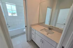 3258 Lapis Lk Dr, Zephyrhills, FL 33541 - Photo 15