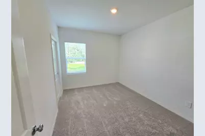 3258 Lapis Lake Drive, Zephyrhills, FL 33541 - Photo 17