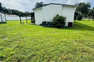 1013 Lianne Pl, Seffner, FL 33584 - Photo 3