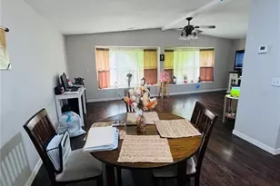 1013 Lianne Pl, Seffner, FL 33584 - Photo 7