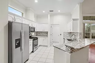 8045 Waterbury Way, Mount Dora, FL 32757 - Photo 13
