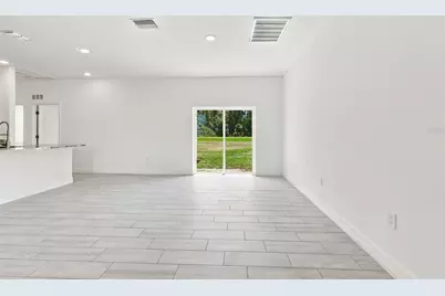632 Hudson Valley Drive, Poinciana, FL 34759 - Photo 11