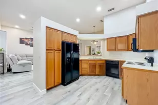 1275 St Tropez Cir, Orlando, FL 32806 - Photo 7