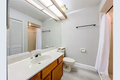 1275 Saint Tropez Circle #1275, Orlando, FL 32806 - Photo 11