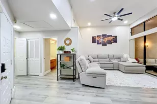 1275 St Tropez Cir, Orlando, FL 32806 - Photo 9