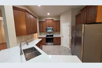 19205 Meadow Pine Drive, Tampa, FL 33647 - Photo 3
