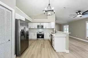 6911 Crescent Ridge Rd, Orlando, FL 32810 - Photo 13