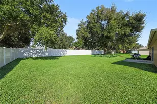 2303 Weathered Wood Dr, Leesburg, FL 34748 - Photo 27