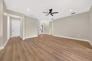532 Pasadena Pl, Poinciana, FL 34759 - Photo 13
