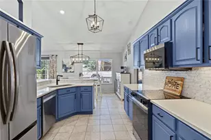 10427 Pleasant View Dr, Leesburg, FL 34788 - Photo 5