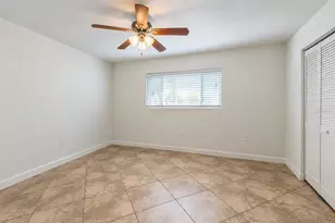102 S Peninsula Dr, Daytona Beach, FL 32118 - Photo 9