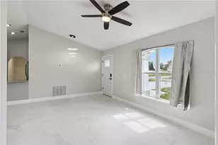 1011 Eiffel Ln, Kissimmee, FL 34759 - Photo 9