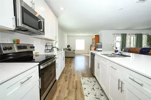 5325 Red Coral Cir, Mount Dora, FL 32757 - Photo 9