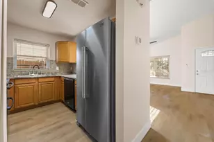 5449 Wood Crossing St, Orlando, FL 32811 - Photo 9
