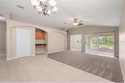27722 Sugar Loaf Drive, Wesley Chapel, FL 33544 - Photo 9
