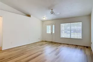411 Collins Ct, Orange City, FL 32763 - Photo 5