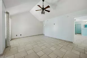 3409 Fox Crossing Dr, Kissimmee, FL 34741 - Photo 5