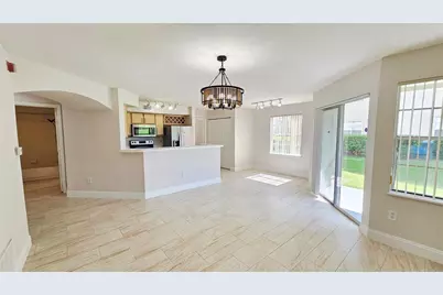 7330 Westpointe Boulevard #412, Orlando, FL 32835 - Photo 7